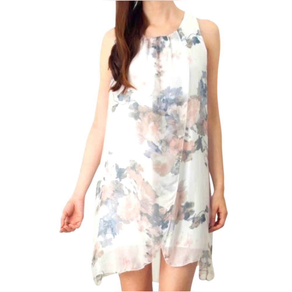 Made in Italy white floral dress. Size Large
